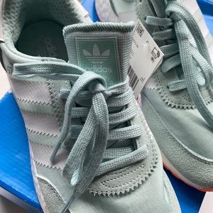 Women Adidas sneakers